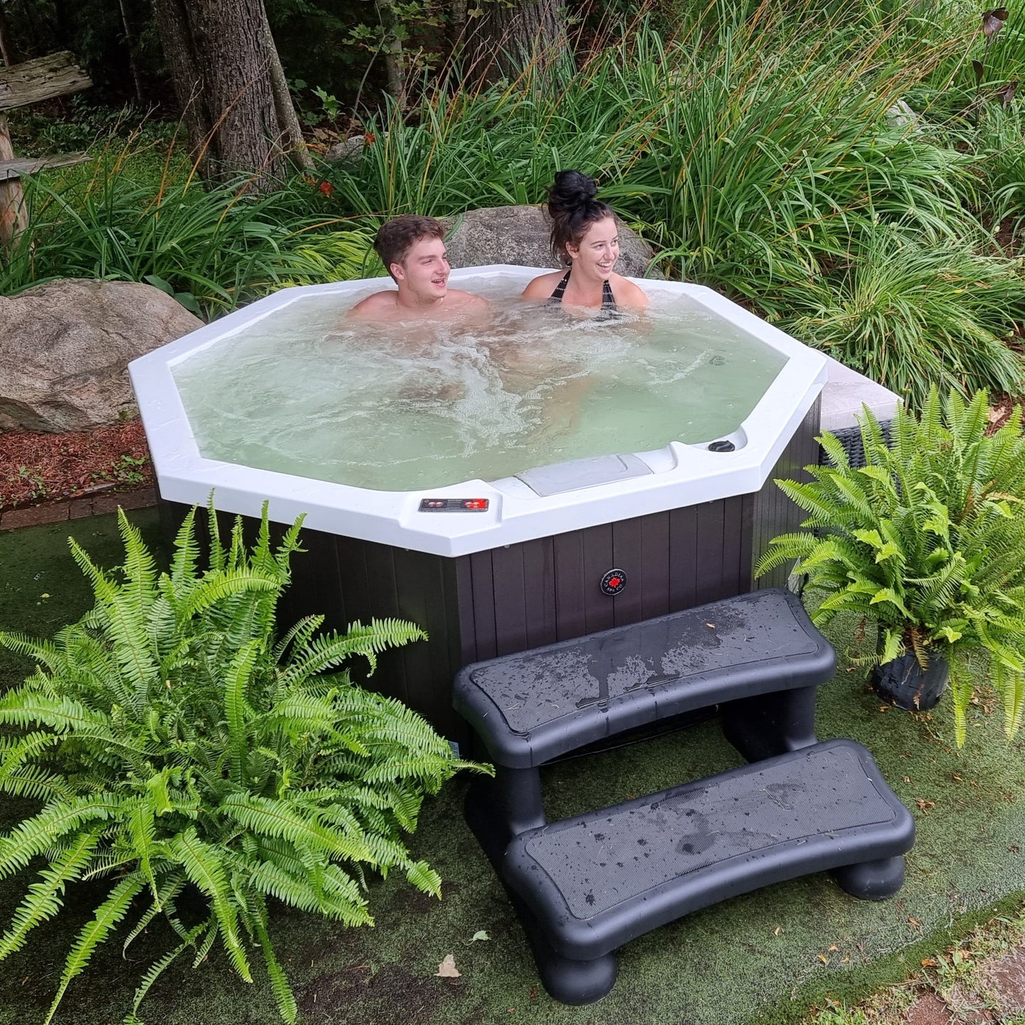 Universaltreppe für Whirlpool, 2 Stufen, 40 x 72 x 52 cm, Einstiegshilfe Pool, rutschfest und tragbar, Whirlpool Zubehör