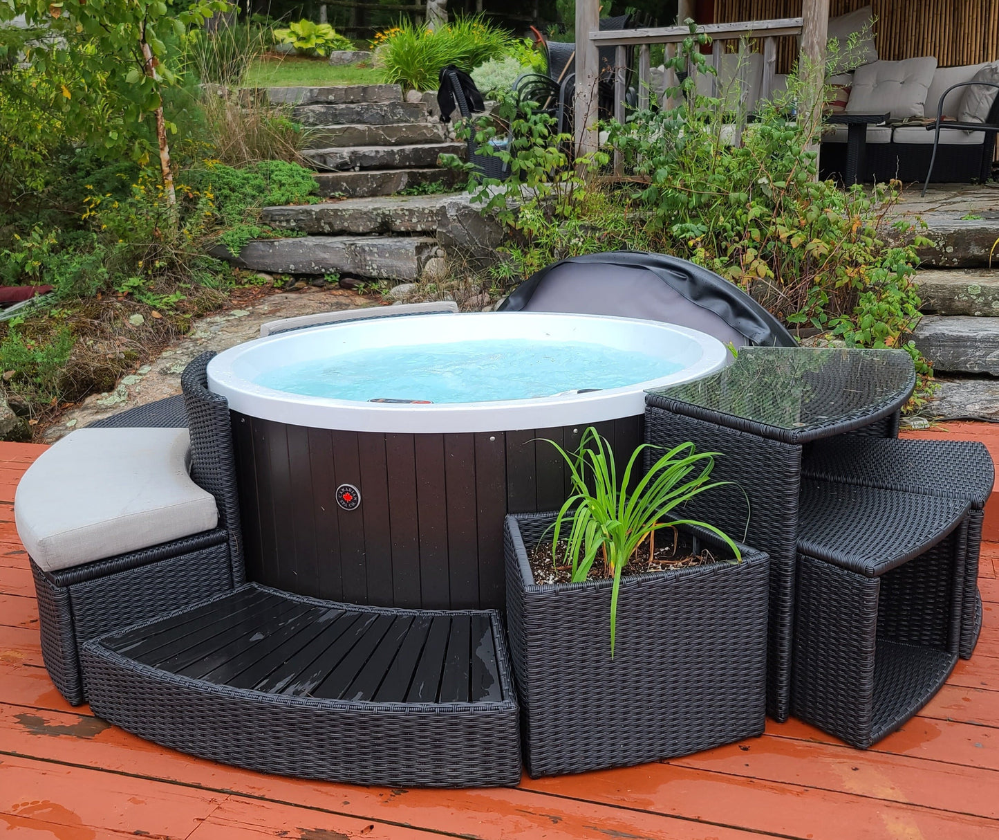 Sitzbank mit Kissen - Randmöblierung für runde Whirlpools